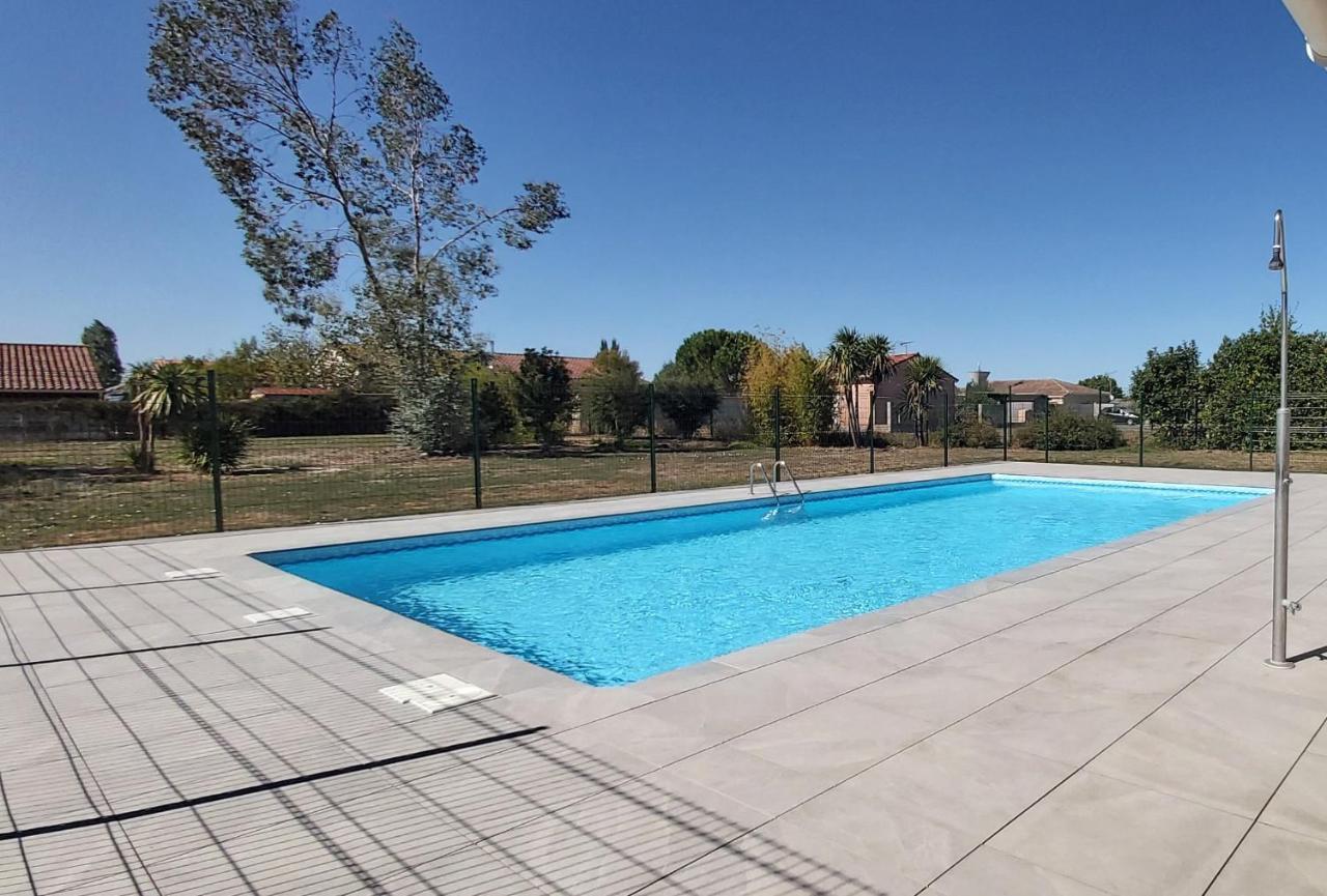 La Campagne Romantique - Avec Entree Autonome, Clim Neuve, Parking Prive & Sa Piscine ! - Saint-Sulpice  Екстериор снимка