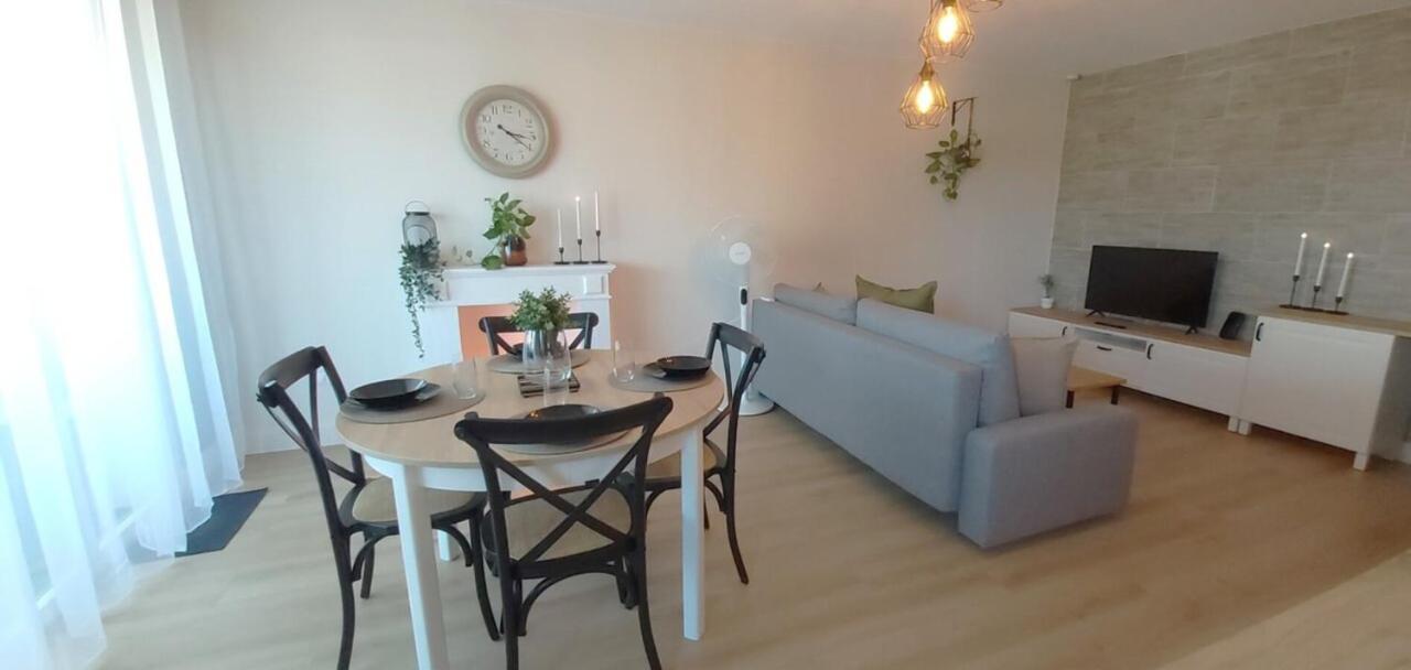 La Campagne Romantique - Avec Entree Autonome, Clim Neuve, Parking Prive & Sa Piscine ! - Saint-Sulpice  Екстериор снимка