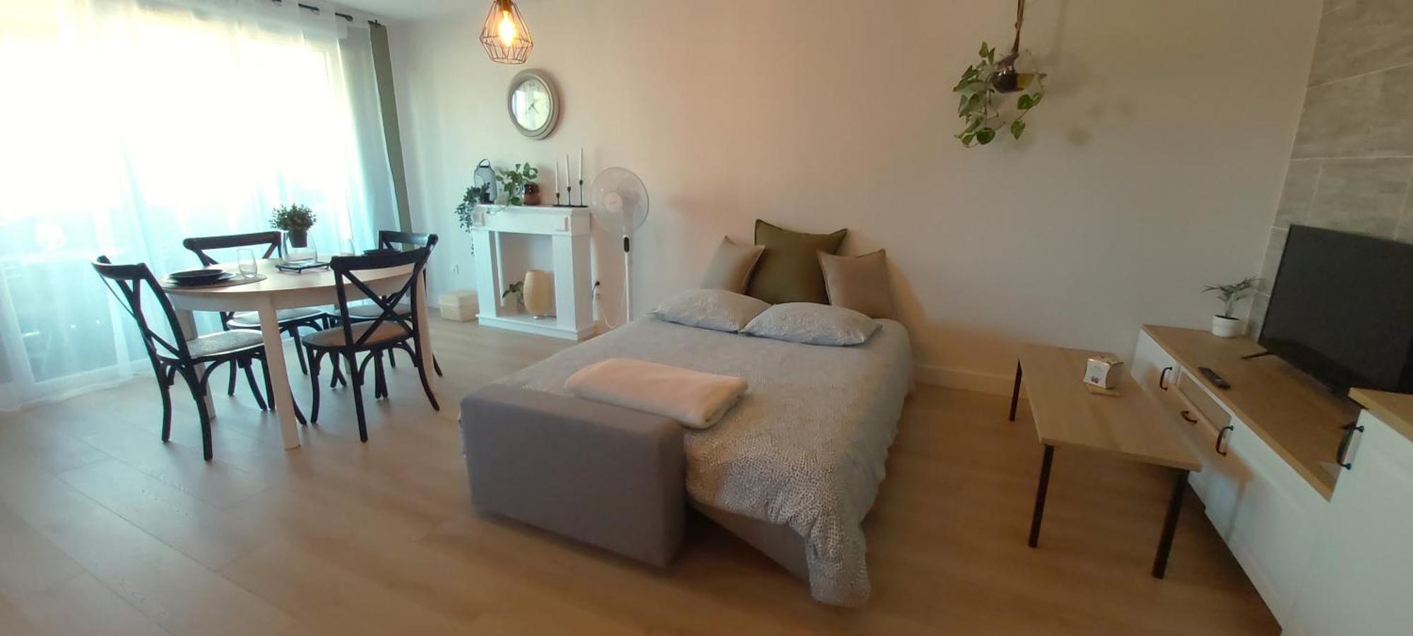 La Campagne Romantique - Avec Entree Autonome, Clim Neuve, Parking Prive & Sa Piscine ! - Saint-Sulpice  Екстериор снимка